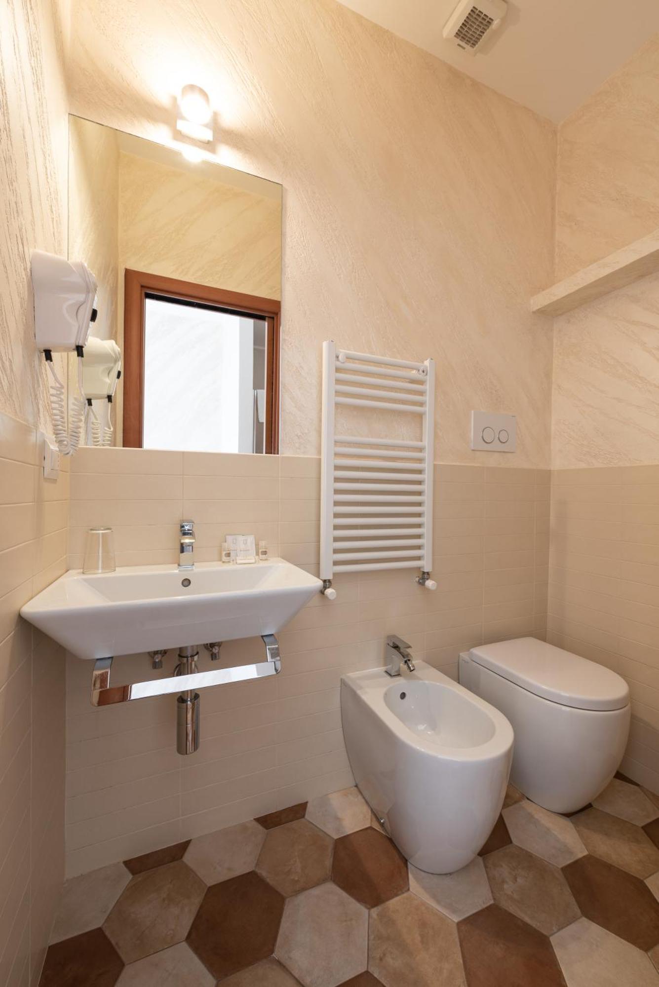 Gasthof Floor Colosseo 3*